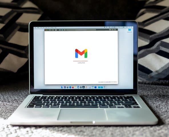 Mungkin Kalian Gak Sadar, Ada Fitur AI Gemini di Aplikasi Gmail Mungkin Kalian Gak Sadar, Ada Fitur AI Gemini di Aplikasi Gmail