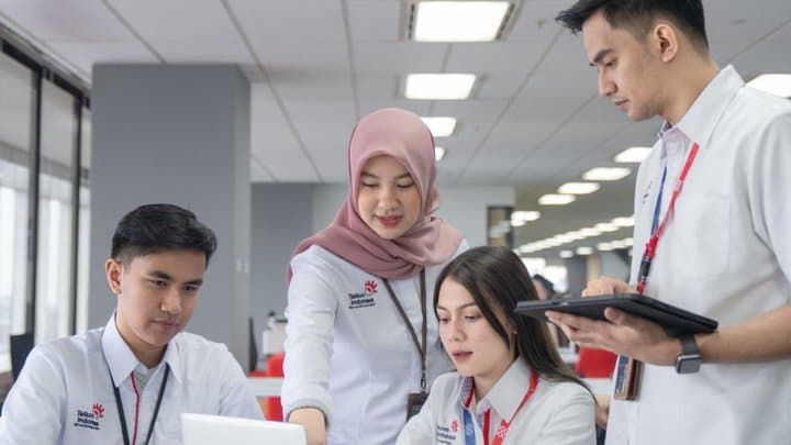 2 Ribu Karyawan Telkom Berhasil Dapat Sertifikat Karir dari Google 2 Ribu Karyawan Telkom Berhasil Dapat Sertifikat Karir dari Google