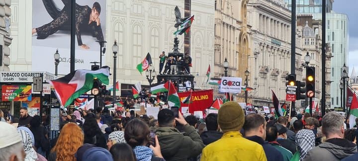Seperti Apa Pola Cuitan Tim Pro dan Kontra Hamas di X? Seperti Apa Pola Cuitan Tim Pro dan Kontra Hamas di X?