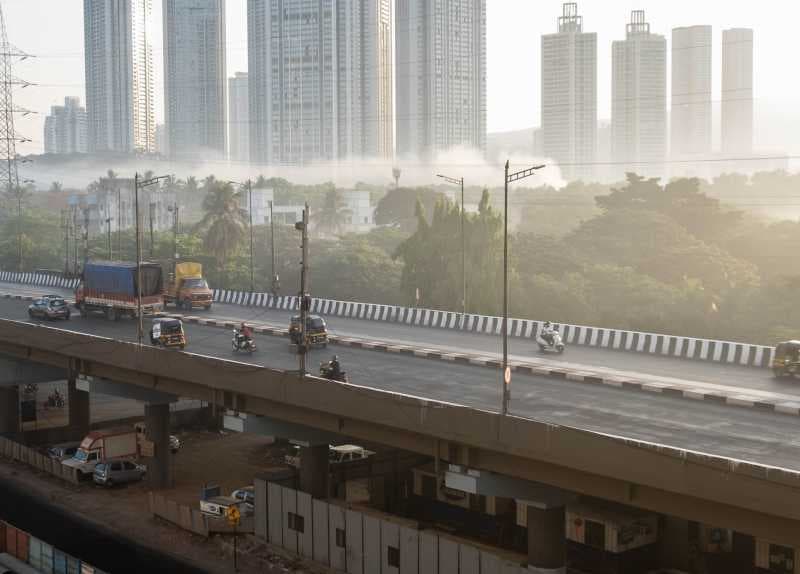 Jakarta Dilanda Polusi Ekstrem, Cek Kualitas Udara Lewat 5 Aplikasi Ini