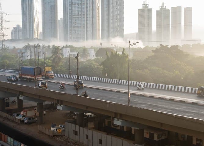 Jakarta Dilanda Polusi Ekstrem, Cek Kualitas Udara Lewat 5 Aplikasi Ini Jakarta Dilanda Polusi Ekstrem, Cek Kualitas Udara Lewat 5 Aplikasi Ini