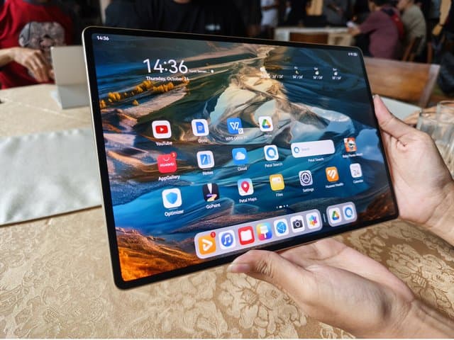 Huawei MatePad Pro 12.2 Dijual Resmi, Dapat Bonus Keyboard & Aksesori Huawei MatePad Pro 12.2 Dijual Resmi, Dapat Bonus Keyboard & Aksesori