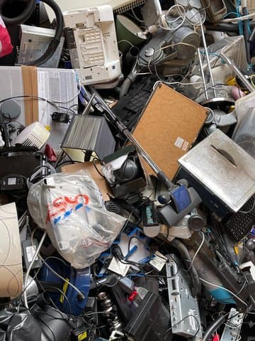 Tanggulangi Perubahan Iklim, Telkom dan Siswa SMK Kelola Sampah Elektronik Tanggulangi Perubahan Iklim, Telkom dan Siswa SMK Kelola Sampah Elektronik