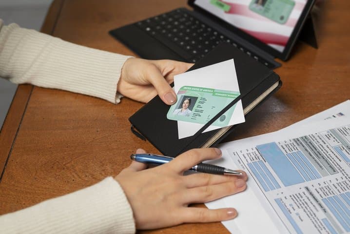 Warga Indonesia Bakal Punya Identitas Digital, Apa Fungsinya? Warga Indonesia Bakal Punya Identitas Digital, Apa Fungsinya?