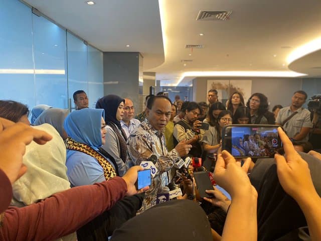 Berantas Judi Online, Kominfo Larang Transfer Pulsa di Atas Rp1 Juta Berantas Judi Online, Kominfo Larang Transfer Pulsa di Atas Rp1 Juta