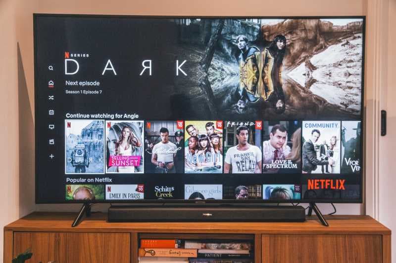 Paket Murah Netflix Ada Iklan dan Gak Bisa <i>Download</i>, Minat?