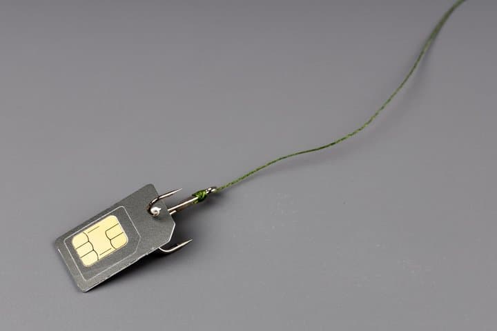 Kebocoran Data SIM Tidak Berasal Dari Operator Seluler Kebocoran Data SIM Tidak Berasal Dari Operator Seluler