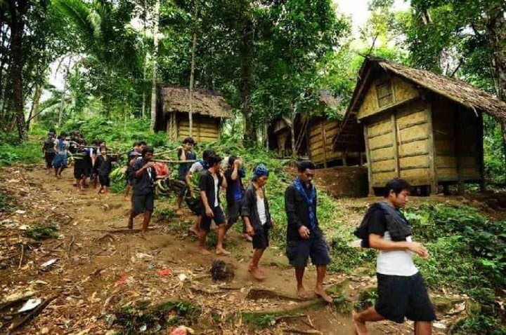 Suku Badui Menolak Pakai Internet, Apa Alasannya? Suku Badui Menolak Pakai Internet, Apa Alasannya?