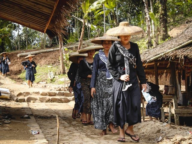 Suku Badui Minta Internet Diputus, Kominfo Akan Ngobrol Bareng Operator Suku Badui Minta Internet Diputus, Kominfo Akan Ngobrol Bareng Operator