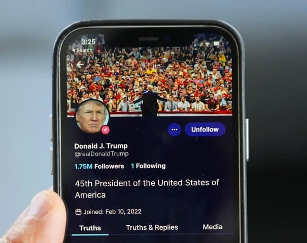 'Truth Social', Medsos Donald Trump Ditolak Google Play Store? 'Truth Social', Medsos Donald Trump Ditolak Google Play Store?