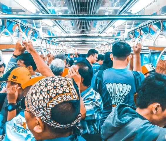 Wacana Tiket KRL Berbasis NIK Banjir Protes, Bagaimana Nasib Tarifnya? Wacana Tiket KRL Berbasis NIK Banjir Protes, Bagaimana Nasib Tarifnya?