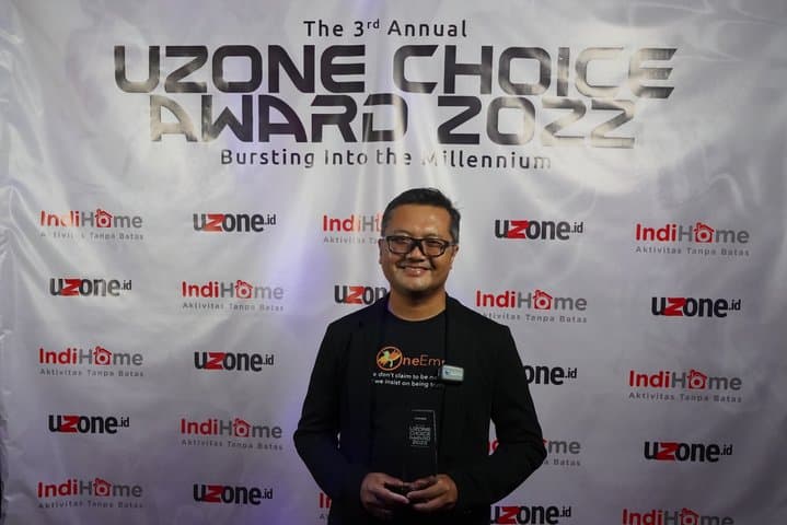 Uzone Choice Award 2022: Ismail Fahmi Jadi ‘Person of the Year’ Teknologi Uzone Choice Award 2022: Ismail Fahmi Jadi ‘Person of the Year’ Teknologi