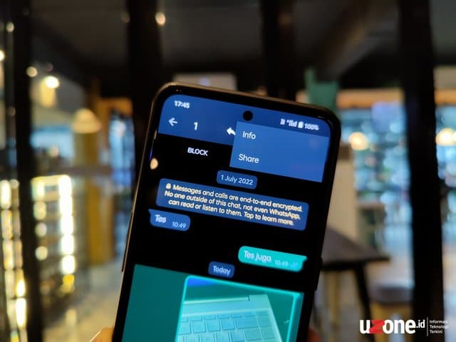 Cara Forward Gambar WhatsApp dengan Caption di Android dan iPhone Cara Forward Gambar WhatsApp dengan Caption di Android dan iPhone