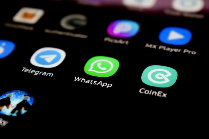 5 Fitur Baru Siap Hadir di WhatsApp, Bisa Chat Tanpa Internet 5 Fitur Baru Siap Hadir di WhatsApp, Bisa Chat Tanpa Internet