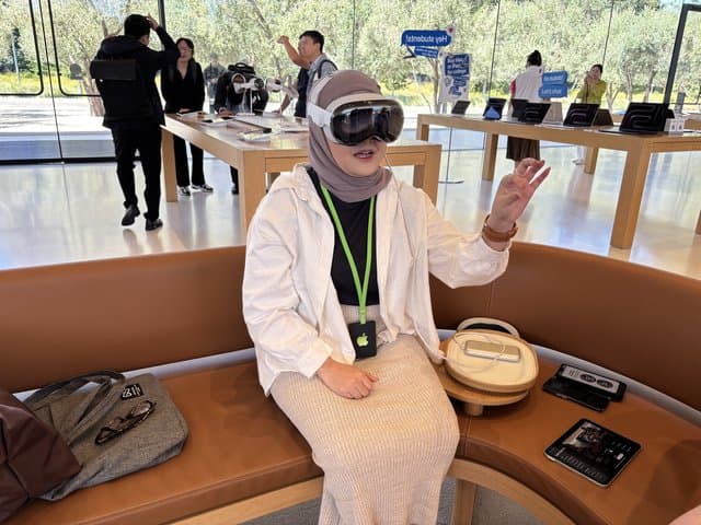 Rasanya Jajal Apple Vision Pro: Gampang Dipakainya, Gak Bikin Mual! Rasanya Jajal Apple Vision Pro: Gampang Dipakainya, Gak Bikin Mual!