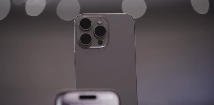 Saking Miripnya, Susah Bedain Desain iPhone 16 Pro dan 15 Pro Saking Miripnya, Susah Bedain Desain iPhone 16 Pro dan 15 Pro