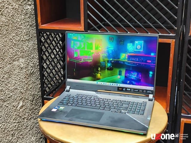 Hands-on Asus ROG Strix SCAR 17 SE, Laptop Ngebut Buat Gamer Hardcore Hands-on Asus ROG Strix SCAR 17 SE, Laptop Ngebut Buat Gamer Hardcore