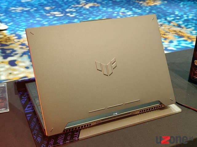 Hands-on Asus TUF Gaming A15 2024, Rilis Bulan Depan di Indonesia Hands-on Asus TUF Gaming A15 2024, Rilis Bulan Depan di Indonesia