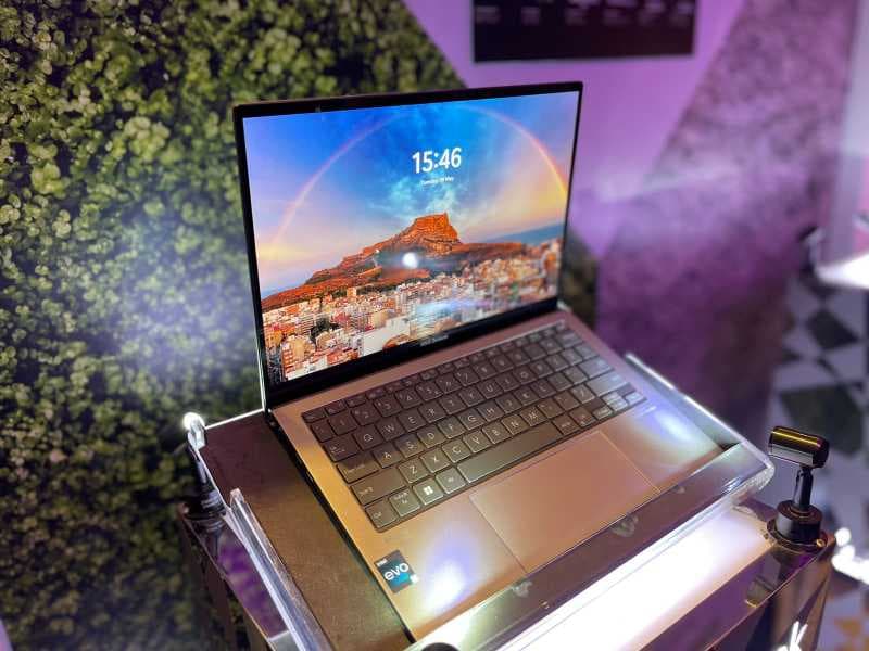 Ini Potret Laptop Paling Tipis dan Ringan di Dunia, Asus Zenbook S 13 OLED