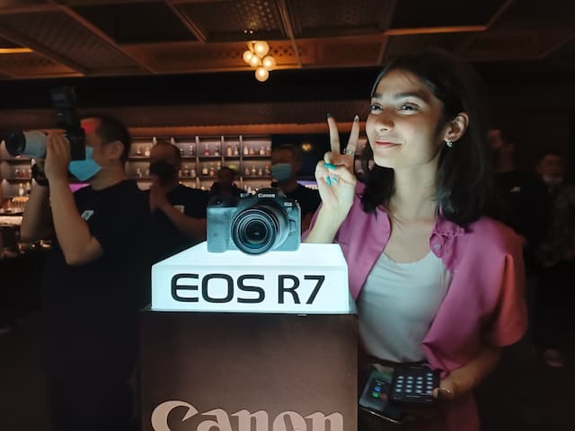 Kamera Canon EOS R7 dan R10 Resmi Meluncur di Indonesia
