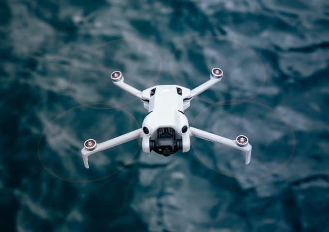 DJI Mini 4 Pro Buat Ngonten TikTok dari Langit, Bisa Terbang 34 Menit DJI Mini 4 Pro Buat Ngonten TikTok dari Langit, Bisa Terbang 34 Menit