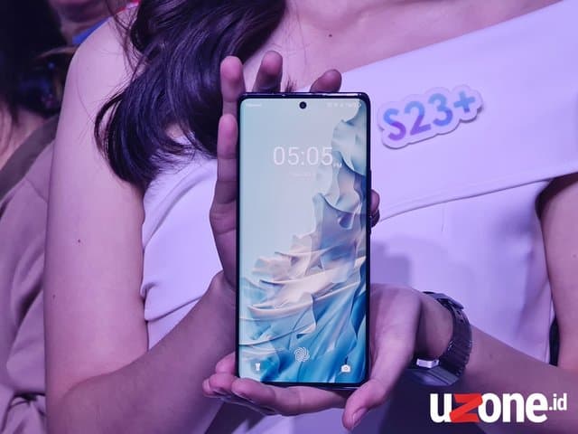 Melirik Desain Itel S23+: Ponsel Layar Lengkung Termurah! Melirik Desain Itel S23+: Ponsel Layar Lengkung Termurah!