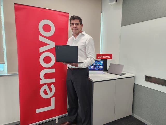 Misi ‘Hijau’ Lenovo: Mulai dari Produk Hingga Rantai Pasok Berkat ESG Misi ‘Hijau’ Lenovo: Mulai dari Produk Hingga Rantai Pasok Berkat ESG