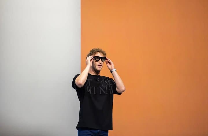 Gebrakan Zuckerberg Pekan Ini: Pamer Kacamata Tercanggih, Meta Orion Gebrakan Zuckerberg Pekan Ini: Pamer Kacamata Tercanggih, Meta Orion