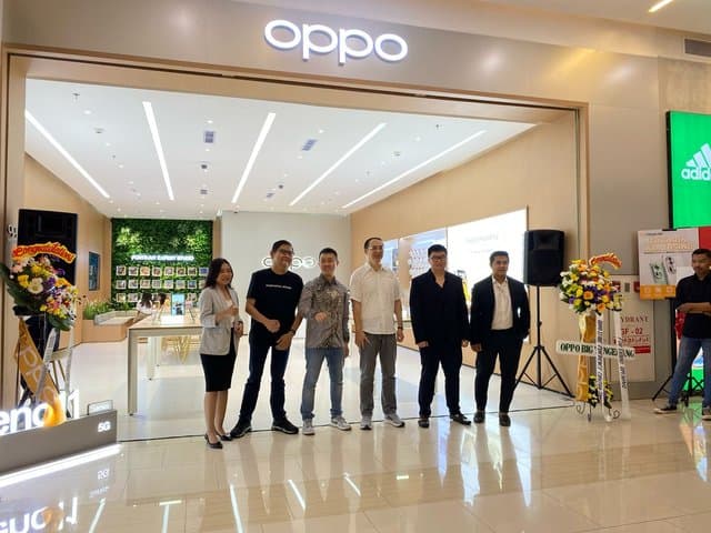 Produk dan Konsep Baru di Experience Store Oppo ke-6 di Tangerang Produk dan Konsep Baru di Experience Store Oppo ke-6 di Tangerang