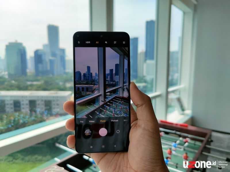 VIDEO: Unboxing & First Impression Poco F4 5G