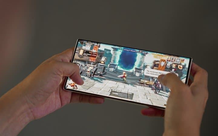 Isi Boks Samsung Galaxy S23 Ultra Gaming Package, Aksesorinya Lengkap! Isi Boks Samsung Galaxy S23 Ultra Gaming Package, Aksesorinya Lengkap!