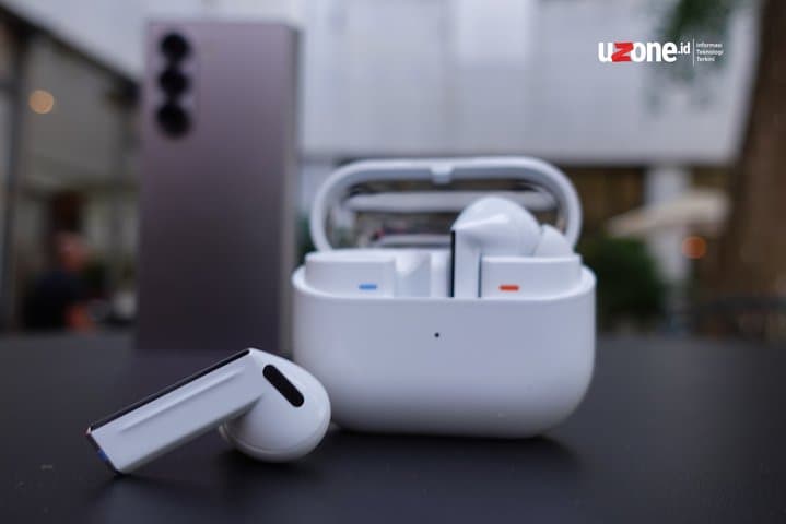 Fitur Galaxy Buds3 Ini Cuma Aktif di HP Samsung dengan One UI 6.1.1 Fitur Galaxy Buds3 Ini Cuma Aktif di HP Samsung dengan One UI 6.1.1