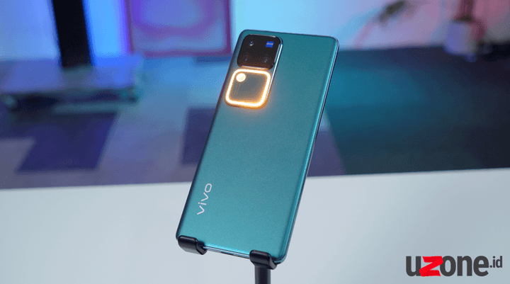 Review Vivo V30 Pro: Kamera Zeiss Emang Mengesankan! Review Vivo V30 Pro: Kamera Zeiss Emang Mengesankan!