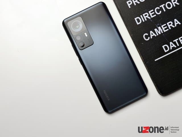 Review Xiaomi 12T: Dikirain <i>Perfect</i>, Ehh Banyak <i>Downgrade</i> Review Xiaomi 12T: Dikirain <i>Perfect</i>, Ehh Banyak <i>Downgrade</i>