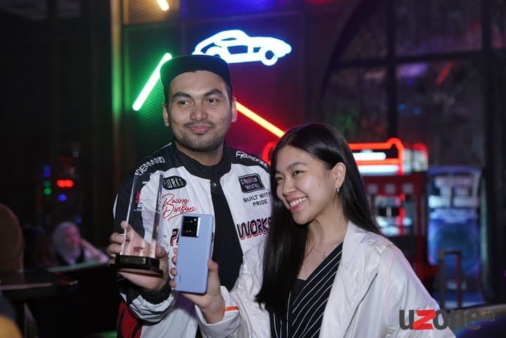 Uzone Choice Award 2023: Xiaomi 13T, Smartphone for Creators Tahun Ini Uzone Choice Award 2023: Xiaomi 13T, Smartphone for Creators Tahun Ini