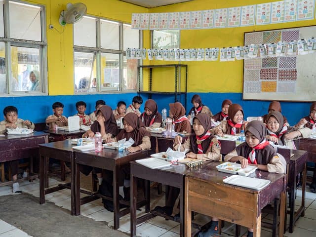 Dukung Program Prabowo, GoTo Luncurkan Makan Gratis di 13 Kota Dukung Program Prabowo, GoTo Luncurkan Makan Gratis di 13 Kota