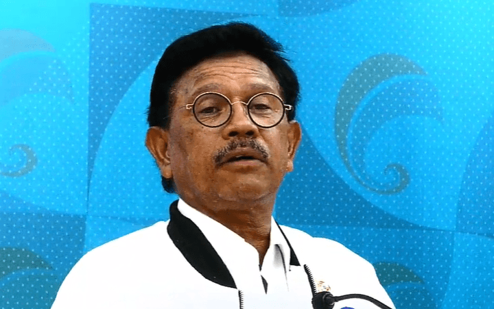 Terlibat Korupsi, Johnny Plate Dituntut 15 Tahun Penjara Terlibat Korupsi, Johnny Plate Dituntut 15 Tahun Penjara
