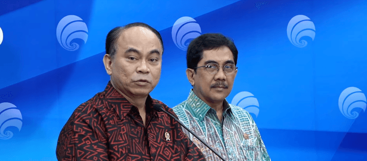 Menkominfo Siap Umumkan Dirut Baru BAKTI Pekan Ini Menkominfo Siap Umumkan Dirut Baru BAKTI Pekan Ini