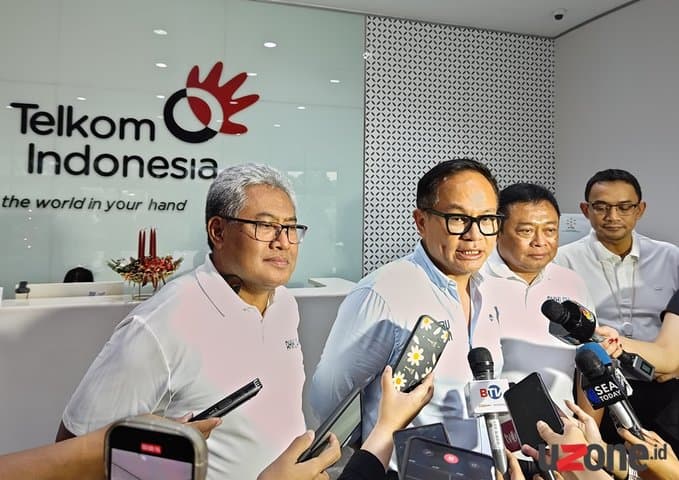 Wamen BUMN Pastikan Jaringan Telkom Tetap Lancar di Libur Nataru 2024 Wamen BUMN Pastikan Jaringan Telkom Tetap Lancar di Libur Nataru 2024
