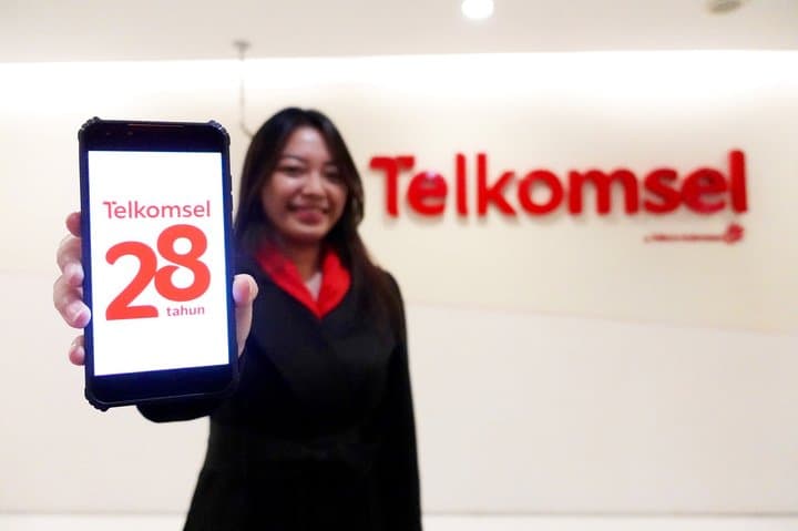 28 Tahun Telkomsel: Perkuat Ekosistem Digital Tanah Air Lewat 3 Pilar 28 Tahun Telkomsel: Perkuat Ekosistem Digital Tanah Air Lewat 3 Pilar