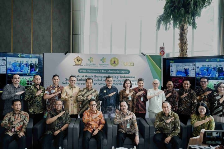 Telkomsel Berdayakan 5G buat Robotic Telesurgery Pertama di Indonesia Telkomsel Berdayakan 5G buat Robotic Telesurgery Pertama di Indonesia