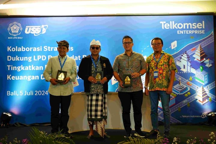 Telkomsel Bawa Digitalisasi ke Bali buat Perkuat Inklusi Keuangan Telkomsel Bawa Digitalisasi ke Bali buat Perkuat Inklusi Keuangan