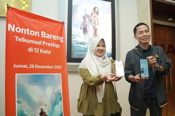 Momen Keseruan Tahun Baru ala Telkomsel, Nobar di 12 Kota! Momen Keseruan Tahun Baru ala Telkomsel, Nobar di 12 Kota!
