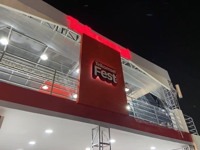 Indonesia Menuju Endemi, Telkomsel Mulai <i>Move On</i> ke Konser Offline Indonesia Menuju Endemi, Telkomsel Mulai <i>Move On</i> ke Konser Offline