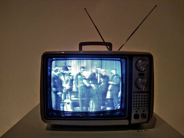 Kiamat TV Analog Harus Terlaksana, Apa Sih Manfaatnya? Kiamat TV Analog Harus Terlaksana, Apa Sih Manfaatnya?