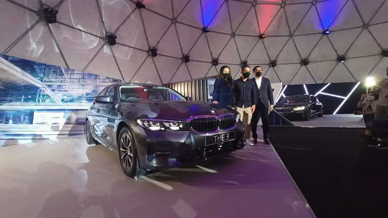 FOTO: Harga BMW 320i Dynamic Gak Sampai Rp800 Juta