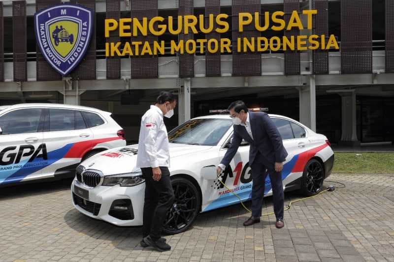 BMW Indonesia Jadi Official Mobility Partner dari Mandalika Grand Prix Association