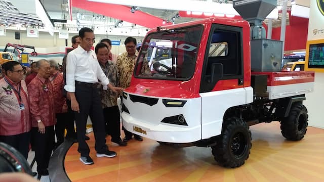 GIIAS 2018: Jokowi Sentil Pabrikan Mobil yang Masih Impor!
