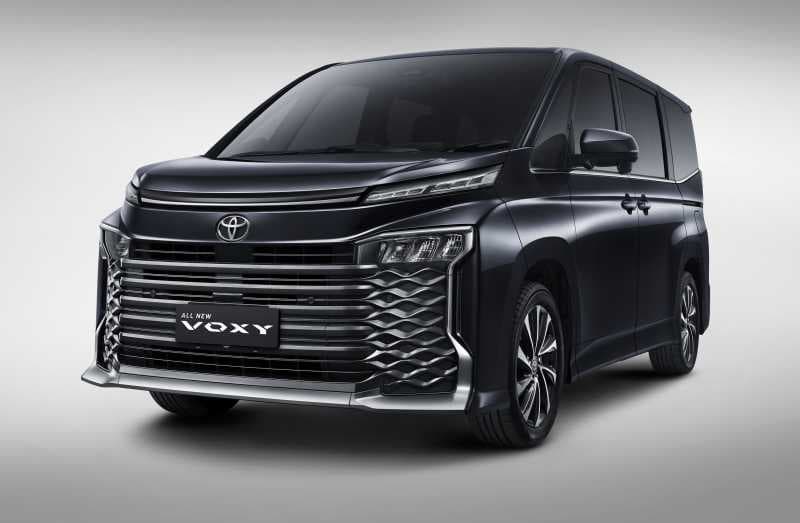 Muncul Pro-Kontra, Kenapa Sunroof Dihilangkan di All New Toyota Voxy?