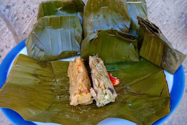 Ke Bali Jangan Cuma Makan Sate Lilit & Ayam Betutu, Coba 5 Kuliner Ini